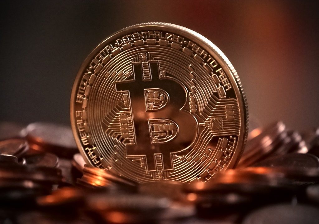 Bitcoin's funding rate hints at a $1,000 drop before bull run begins